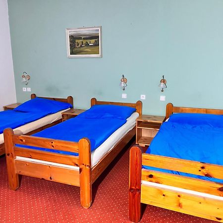 Vila Morava Hotell Liptovský Mikuláš Exteriör bild