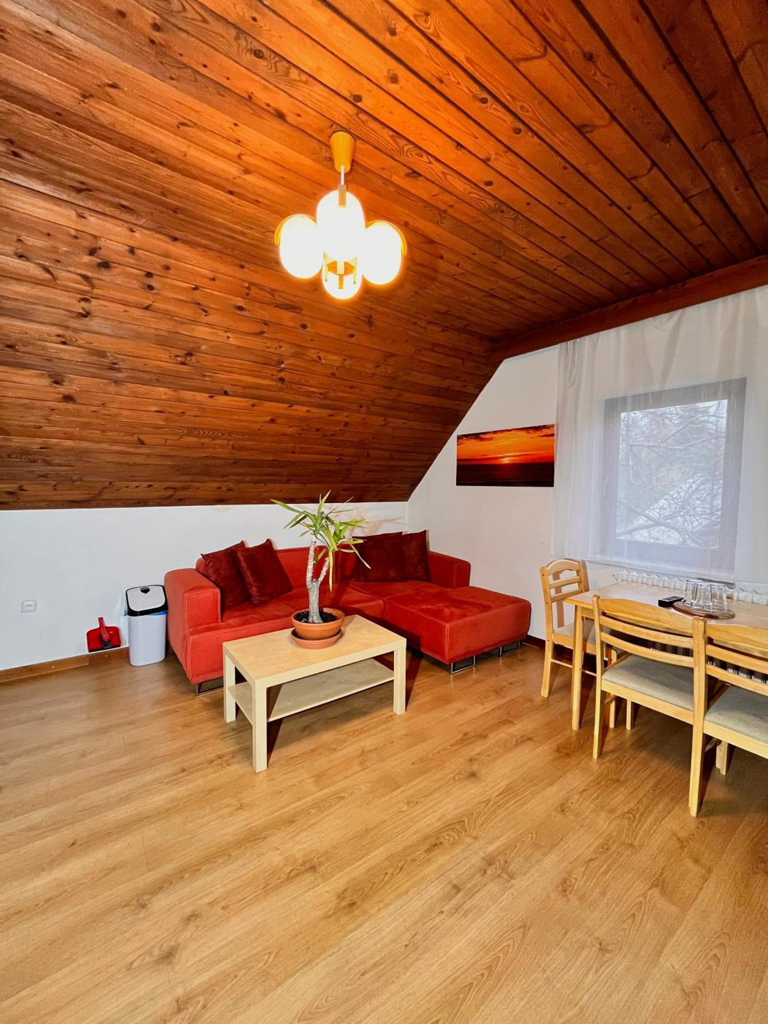 Vila Morava Hotell Liptovský Mikuláš Exteriör bild