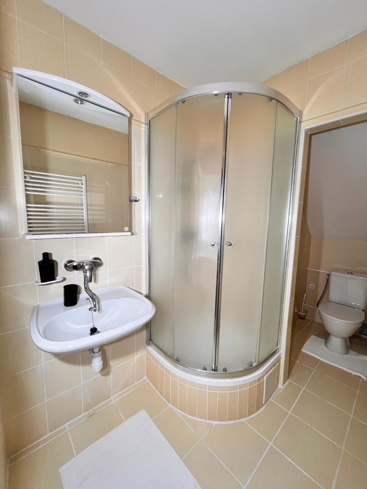 Vila Morava Hotell Liptovský Mikuláš Exteriör bild